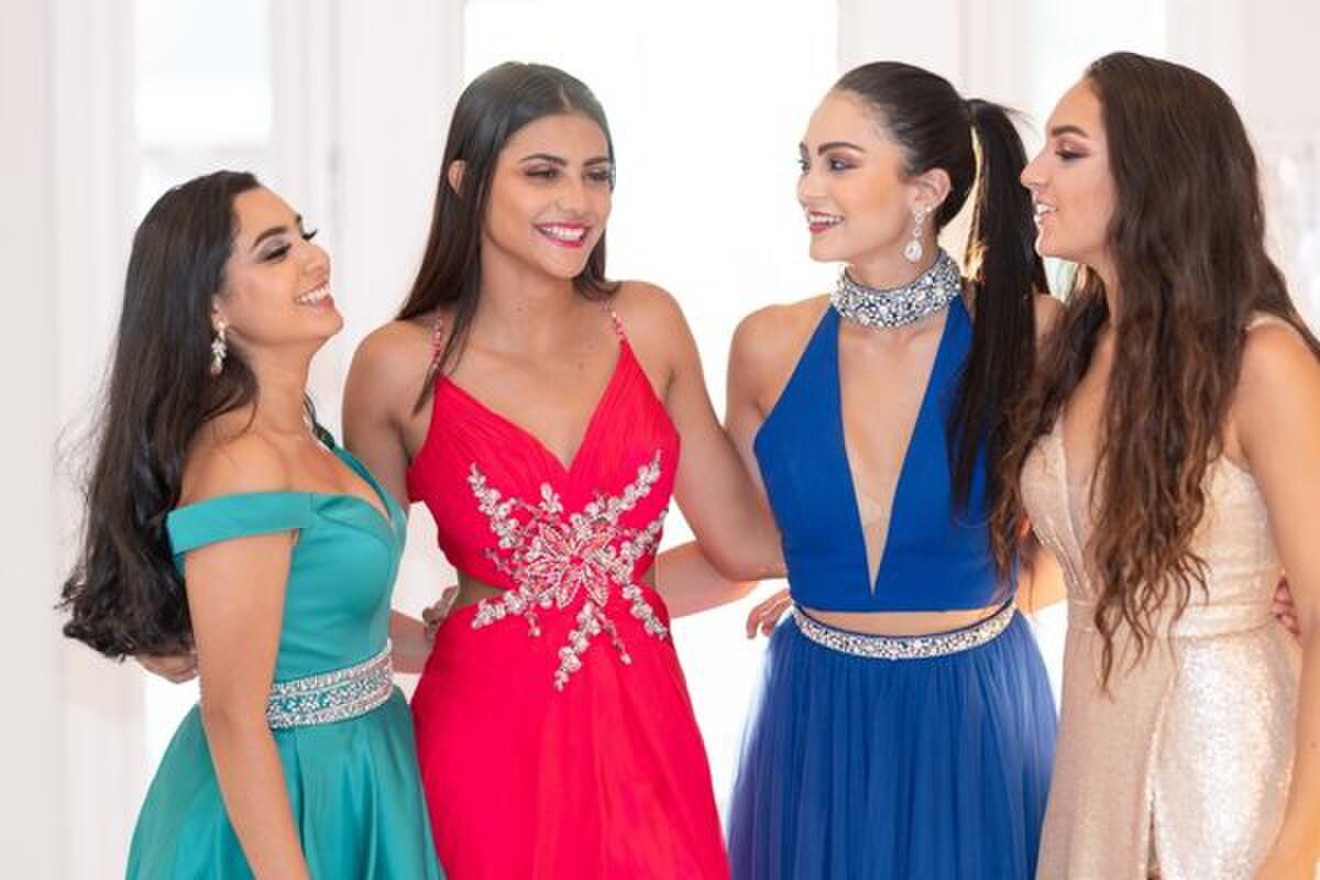 Great Ways To Accessorize Your Homecoming Dress