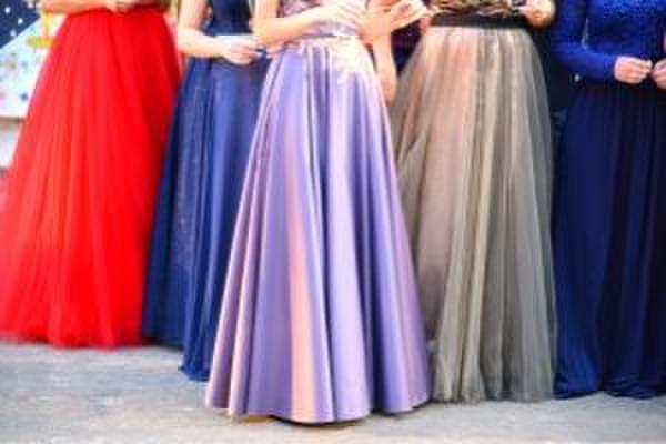 The Ultimate Guide to Prom Dress Fabrics