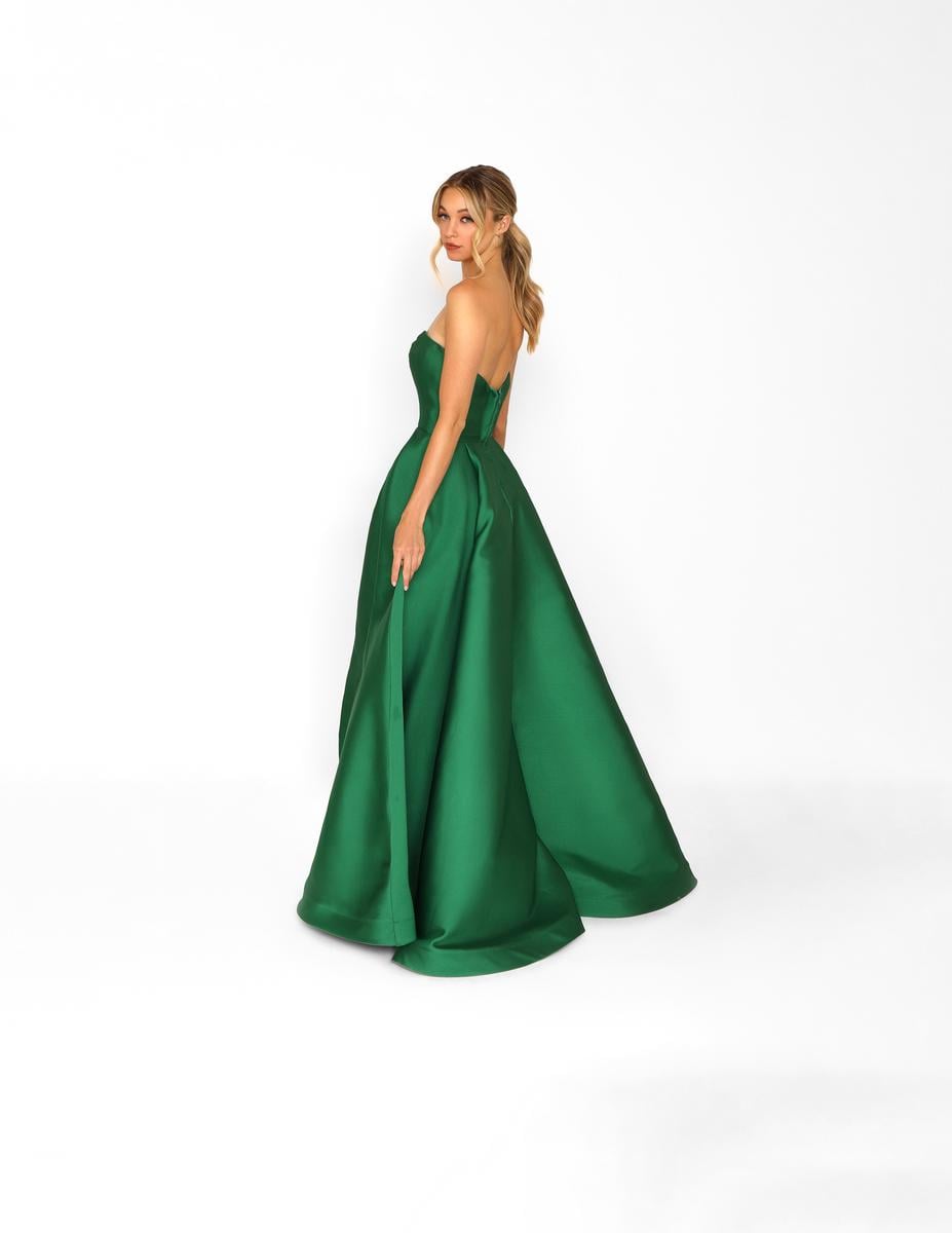 Nicole Bakti 7134 - Emerald